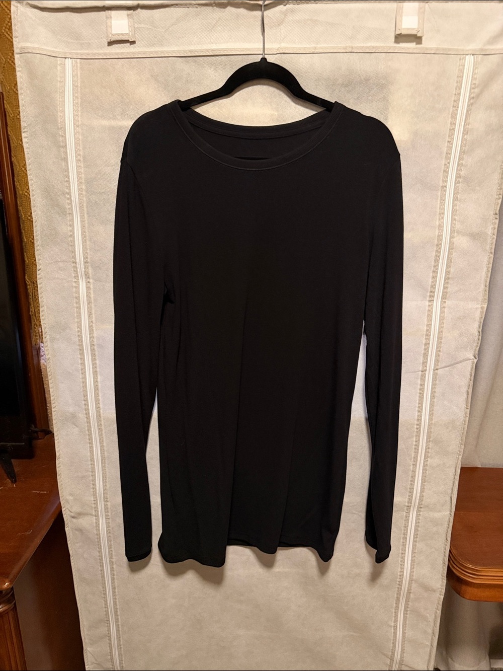 Goodfellow & Co Black Long-Sleeve Crewneck Top